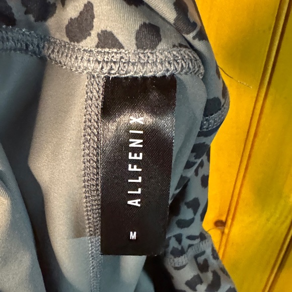 Allfenix Gray Leopard Print Athletic Leggings - Picture 8 of 9